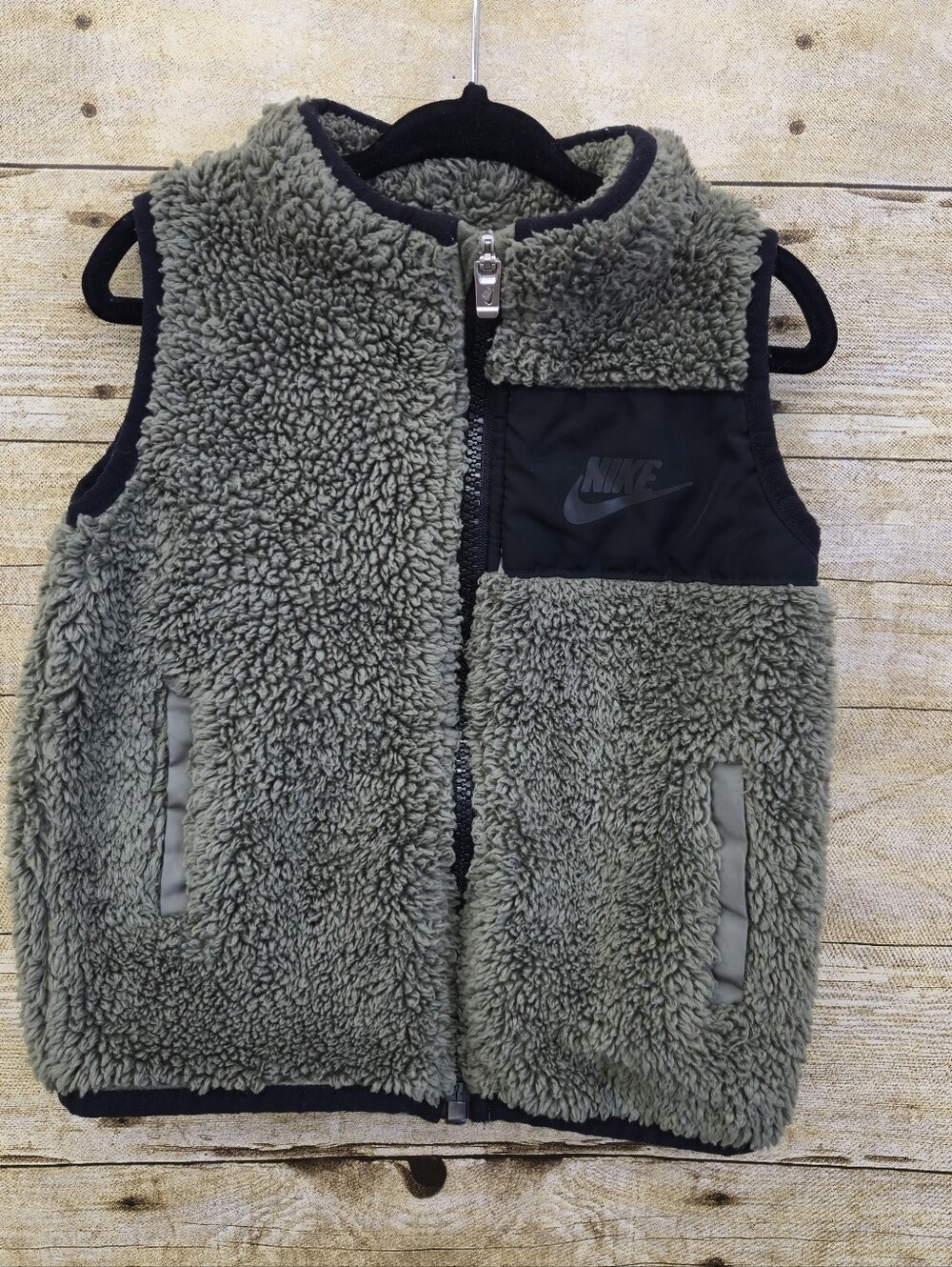 Boys Nike Sherpa Vest Size 24 Months